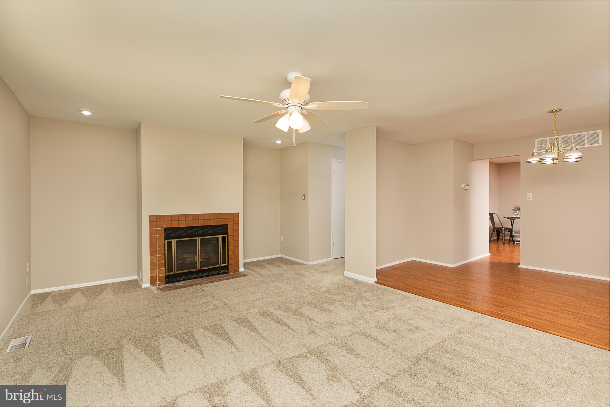 9791 Early Spring Way Columbia, MD 21046 - Photo 13 of 31 Living Room (alt view)