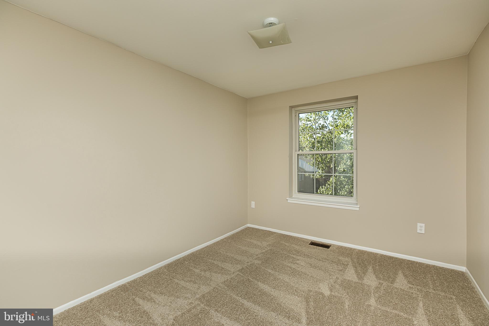9791 Early Spring Way Columbia, MD 21046 - Photo 19 of 31 Bedroom 3