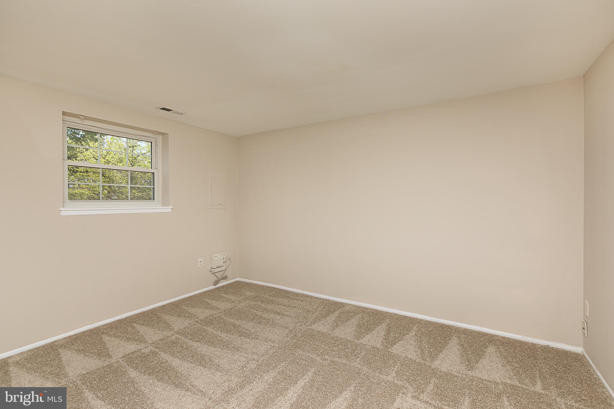 9791 Early Spring Way Columbia, MD 21046 - Photo 26 of 31 Bedroom 3