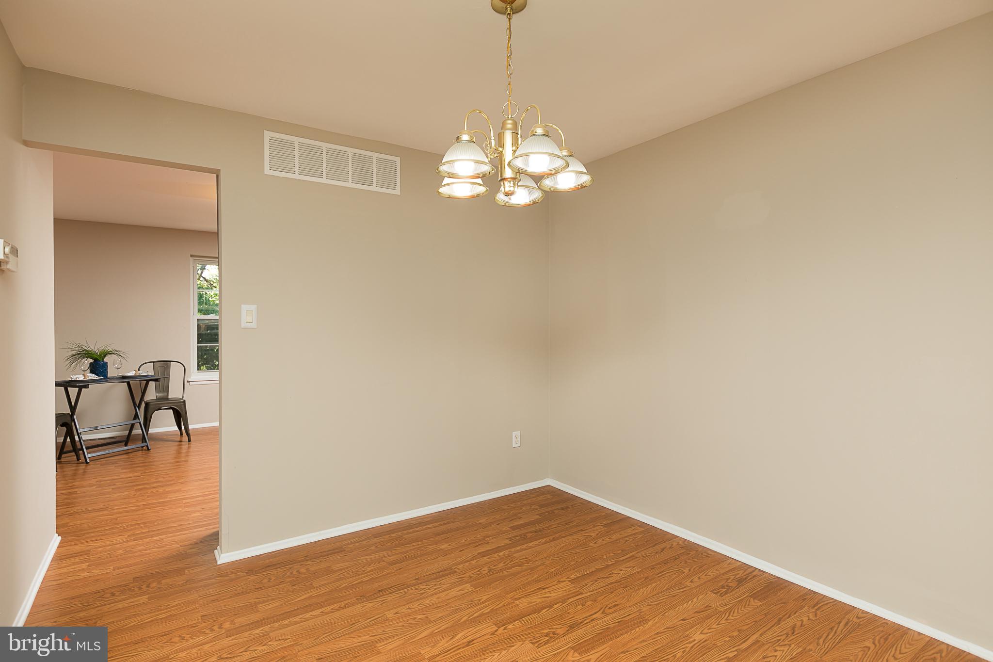 9791 Early Spring Way Columbia, MD 21046 - Photo 9 of 31 Dining Room