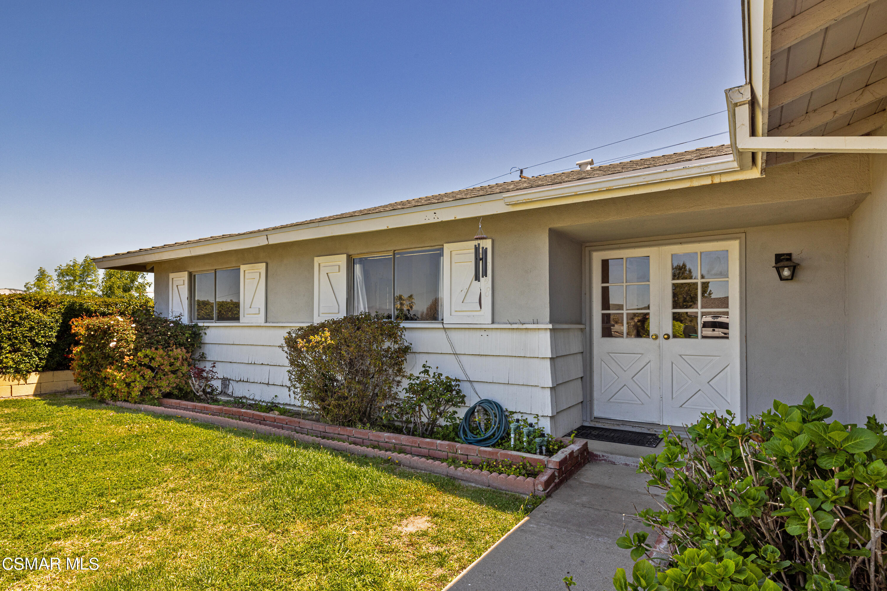 848 Moffatt Circle Simi Valley, CA 93065 - Photo 4 of 26 Moffatt4