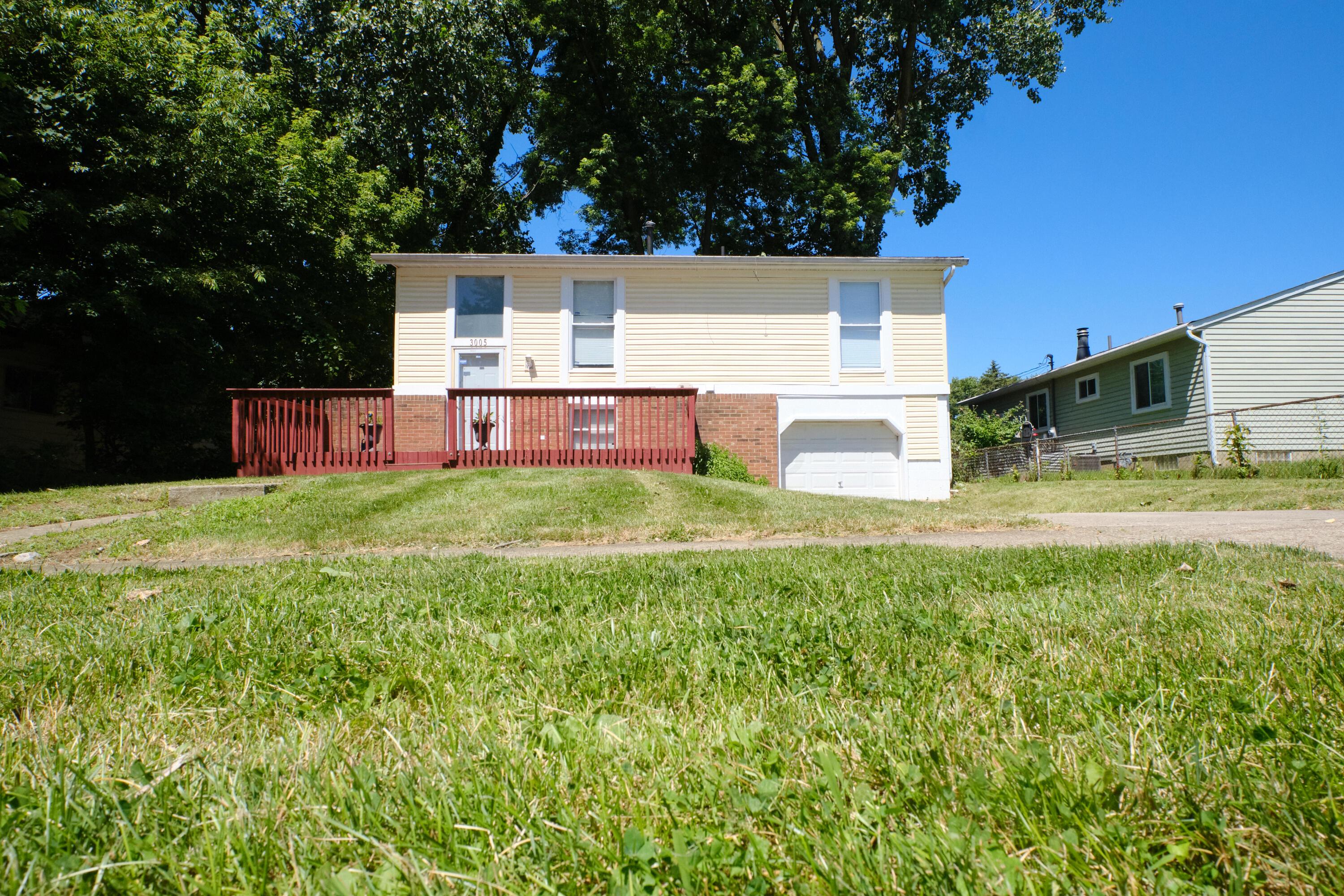 3005 Whitlow Road Columbus, OH 43232 - Photo 2 of 14 DSCF2518