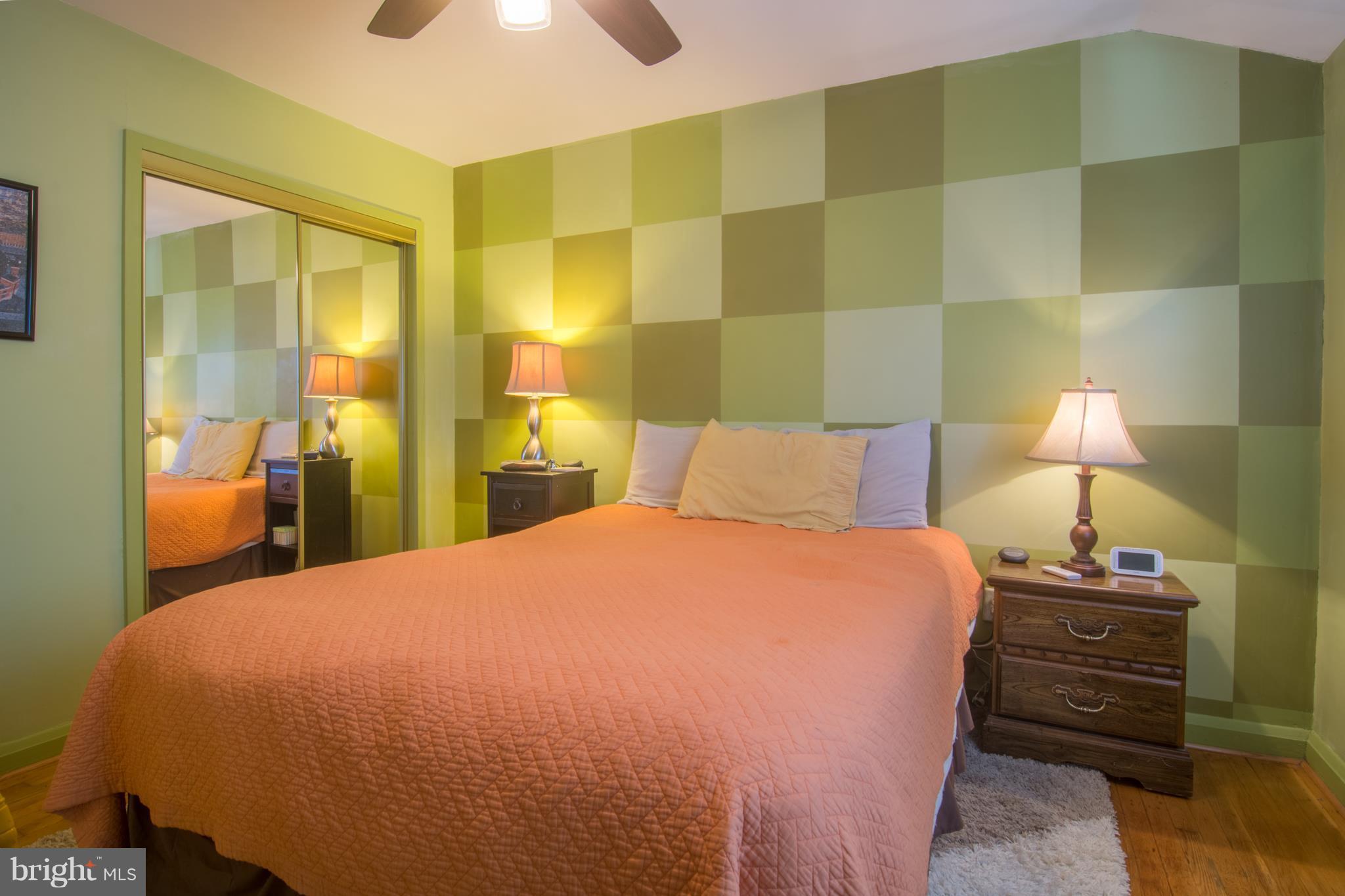 959 Southridge Road Baltimore, MD 21228 - Photo 11 of 23 Bedroom (Master)