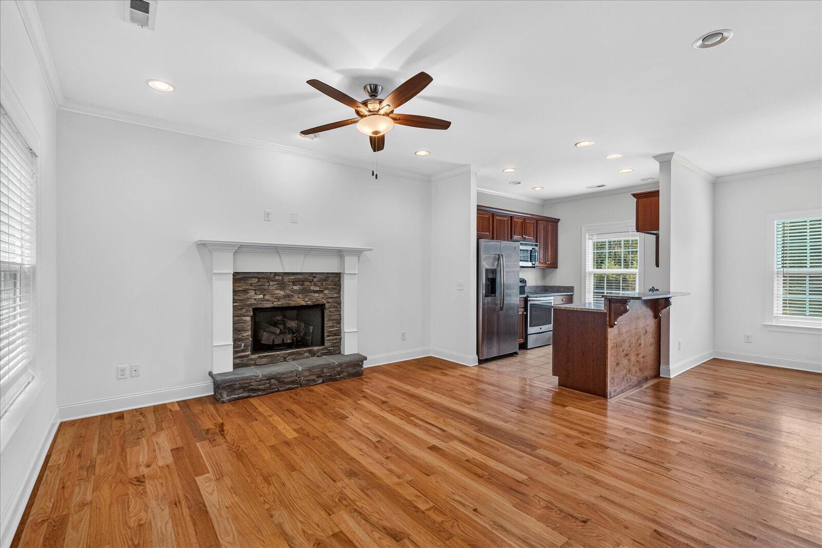 816 Altamont Road Chattanooga, TN 37415 - Photo 11 of 37 09-816 Altamont-9