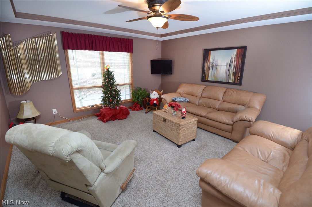 2749 Howland Wilson Road Northeast Warren, OH 44484 - Photo 9 of 25 family/bonus room (could be playroom, study, etc.)