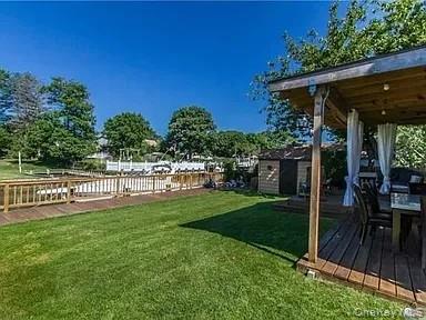 2364 Beverly Road, Unit 2 Wantagh, NY 11793 - Photo 10 of 28 Gallery Image 10