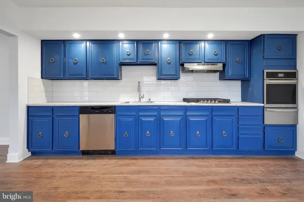 $415,000 | 1718 Kohl Street, Philadelphia, PA 19115