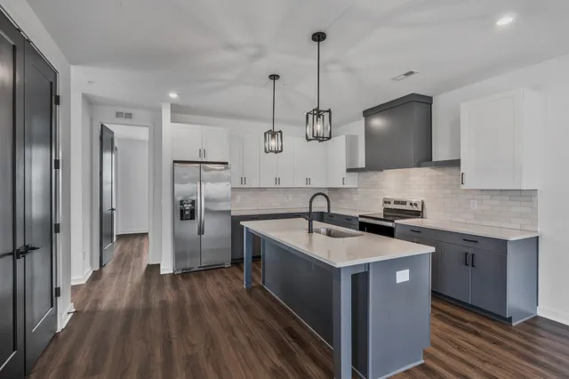 $3,200 | 2032 Edison Park Lane, Nashville, TN 37209