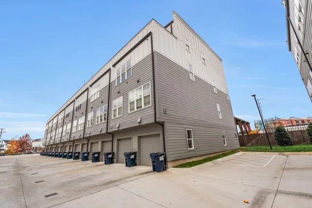 $3,200 | 2032 Edison Park Lane, Nashville, TN 37209