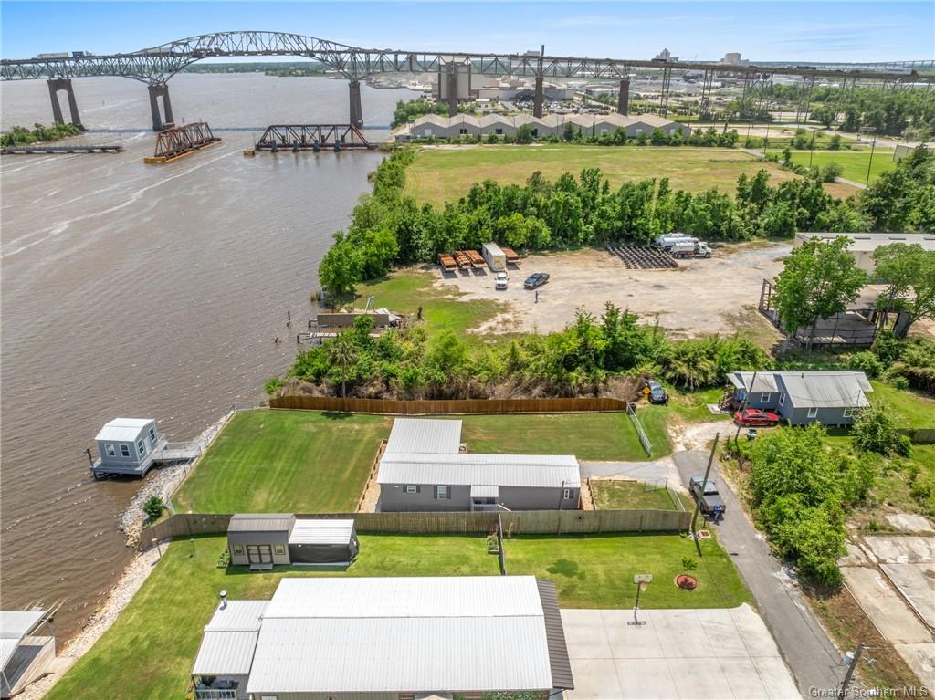 610 Riverside Drive Westlake, LA 70669 - Photo 19 of 26