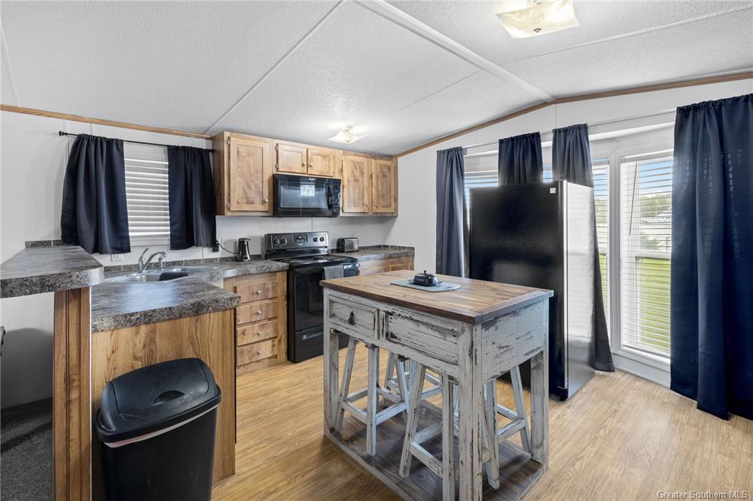 610 Riverside Drive Westlake, LA 70669 - Photo 4 of 26