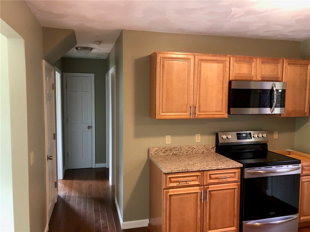 2 Top Street Westerly, RI 02891 - Photo 3 of 15