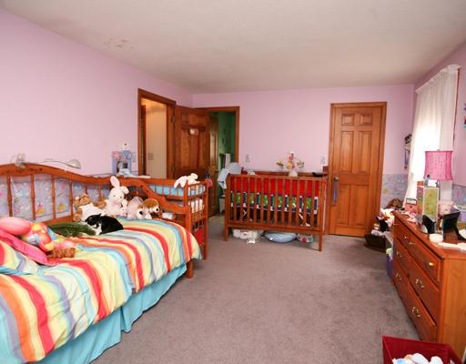 10 Hemlock Road Wrentham, MA 02093 - Photo 8 of 11 Gallery Image 8