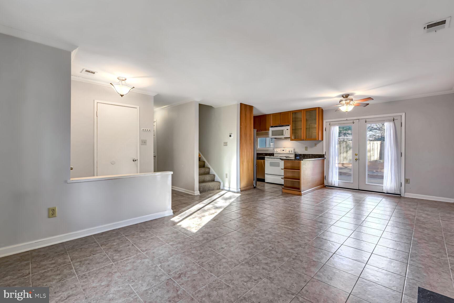 11306 Geddys Court Reston, VA 20191 - Photo 6 of 32