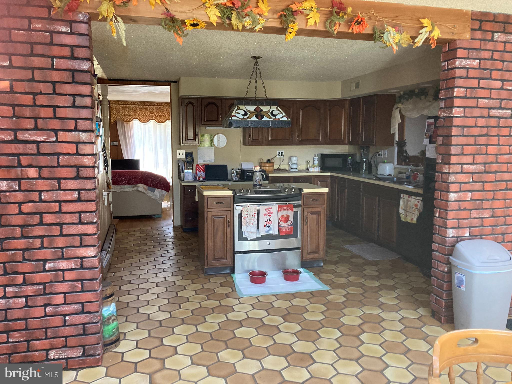 324 Atsion Road Shamong, NJ 08088 - Photo 39 of 67 view of breakfast area kitchen from vaulted area