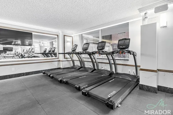 $4,550 | 330 East 39th Street, Unit 10A | Murray Hill