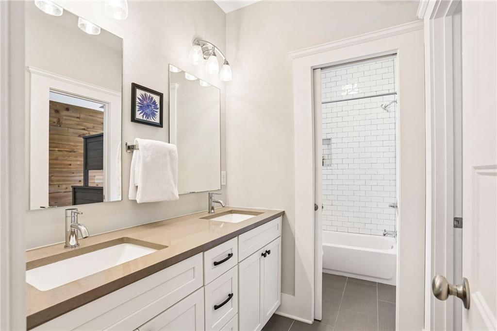 189 Stovall Street Southeast, Unit B Atlanta, GA 30316 - Photo 34 of 45 Gallery Image 34