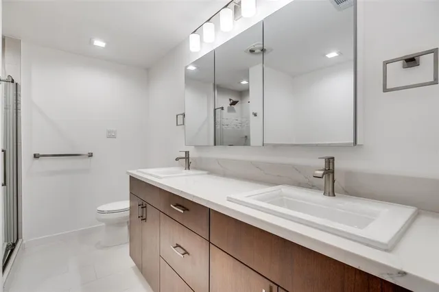 $7,500 | 10543 Pagewood Drive, Dallas, TX 75230