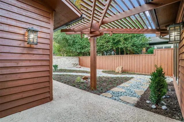 $7,500 | 10543 Pagewood Drive, Dallas, TX 75230