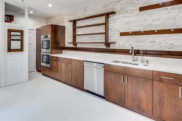 $7,500 | 10543 Pagewood Drive, Dallas, TX 75230