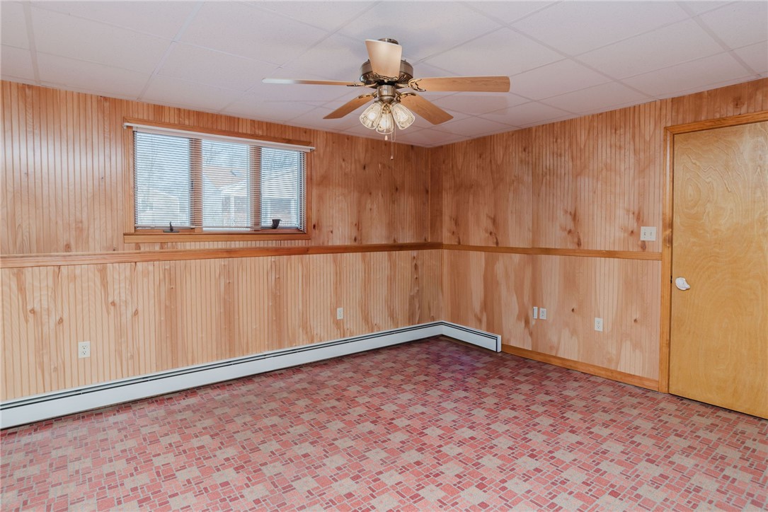121 Kenyon Road Tiverton, RI 02878 - Photo 36 of 48
