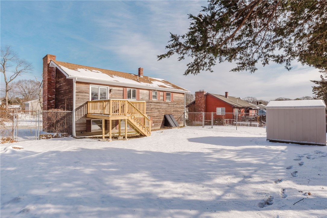 121 Kenyon Road Tiverton, RI 02878 - Photo 5 of 48