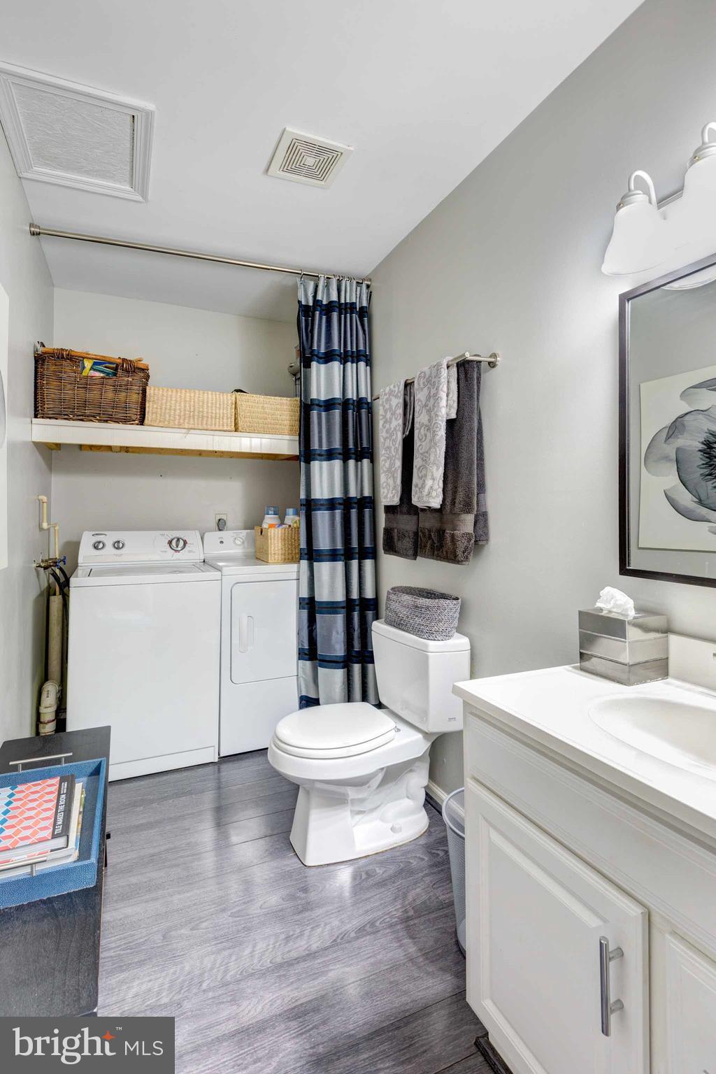 4060 Rinehart Road Westminster, MD 21158 - Photo 12 of 30 Bath/Laundry Room