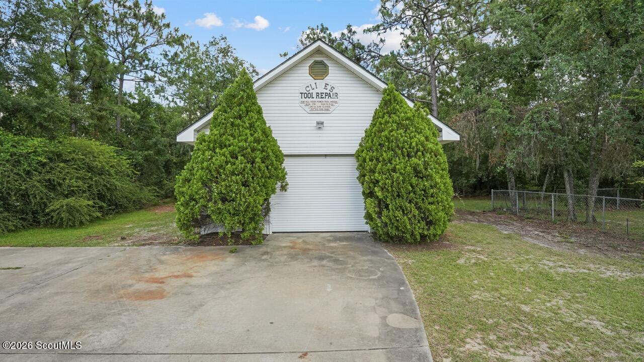 211 Jekyll Island Road Jesup, GA 31545 - Photo 14 of 40