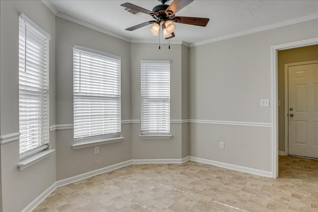 4737 Rhett Drive Evans, GA 30809 - Photo 11 of 38 Breakfast Nook