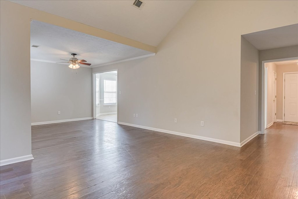 4737 Rhett Drive Evans, GA 30809 - Photo 8 of 38 Great Room