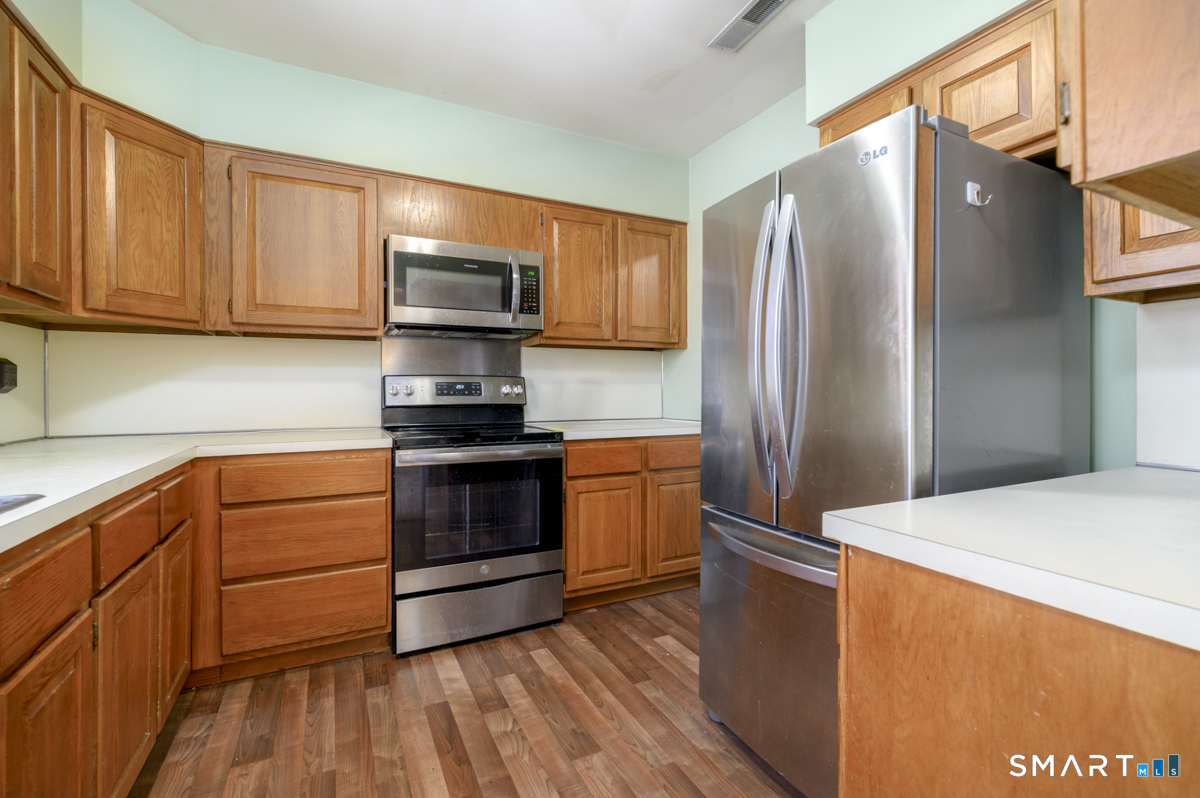 3 Valley View Road, Unit 45 Norwalk, CT 06851 - Photo 6 of 14