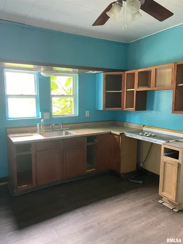 $50,000 | 1005 East Elm Street, West Frankfort, IL 62896