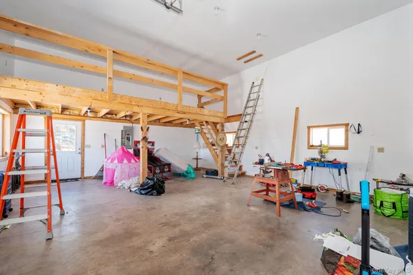 $474,900 | 250 Doc Stark Lane, Stamford, NY 12167