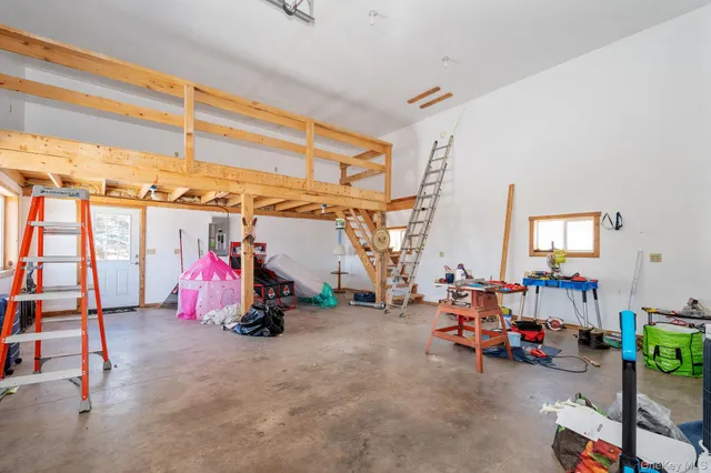 $424,900 | 250 Doc Stark Lane, Stamford, NY 12167