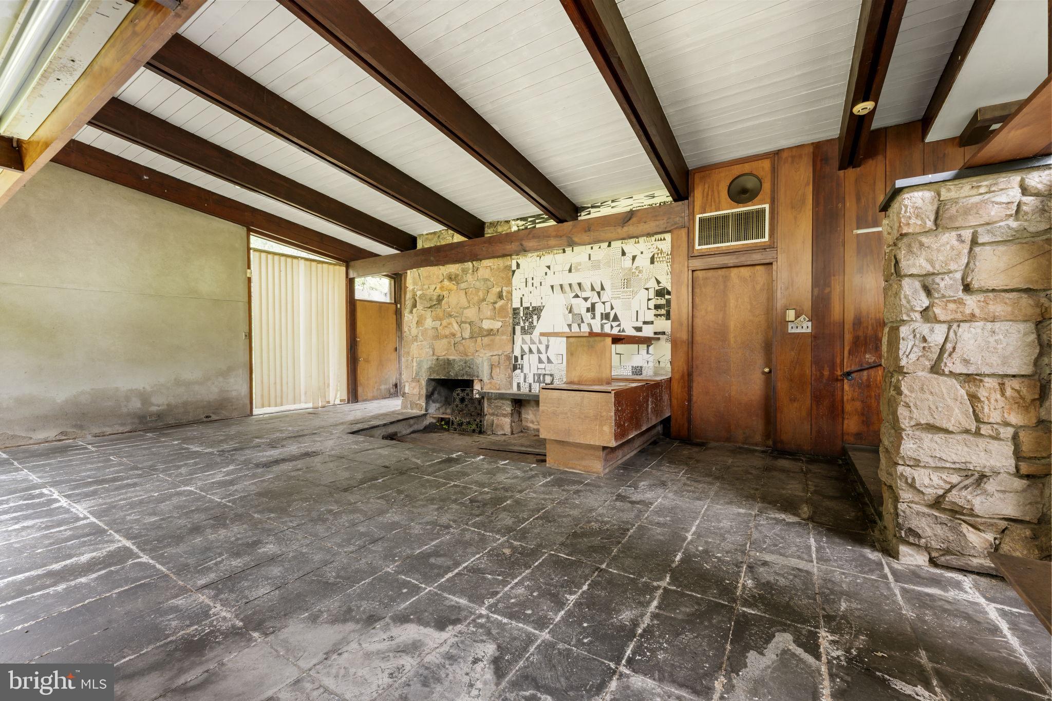 2935 Whitehall Road Norristown, PA 19403 - Photo 11 of 42