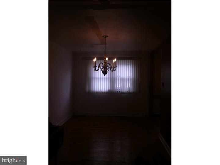 7326 Sherwood Road Philadelphia, PA 19151 - Photo 5 of 15 Dining Room