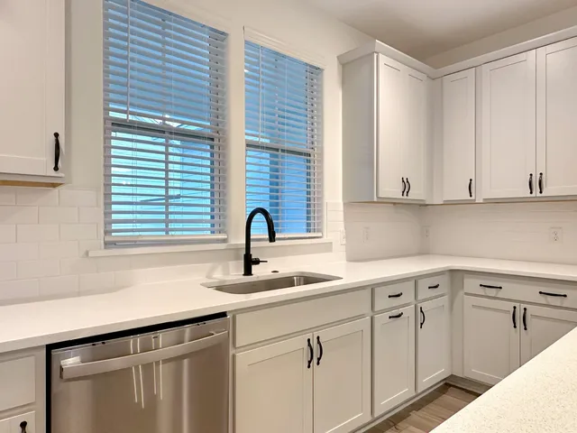 $2,300 | 250 Symphony Avenue, Summerville, SC 29486