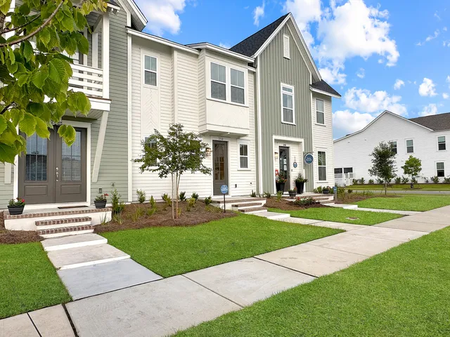 $2,300 | 250 Symphony Avenue, Summerville, SC 29486