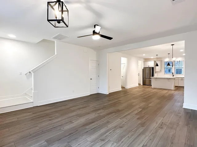 $2,300 | 250 Symphony Avenue, Summerville, SC 29486