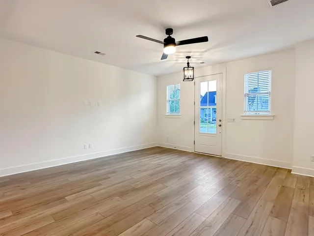 $2,300 | 250 Symphony Avenue, Summerville, SC 29486