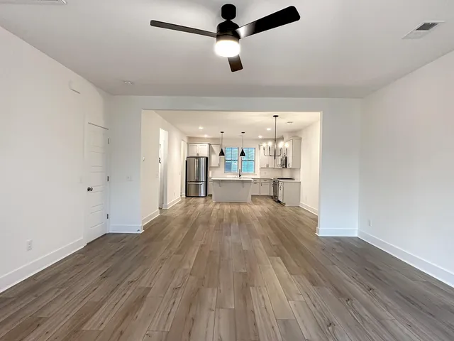 $2,300 | 250 Symphony Avenue, Summerville, SC 29486