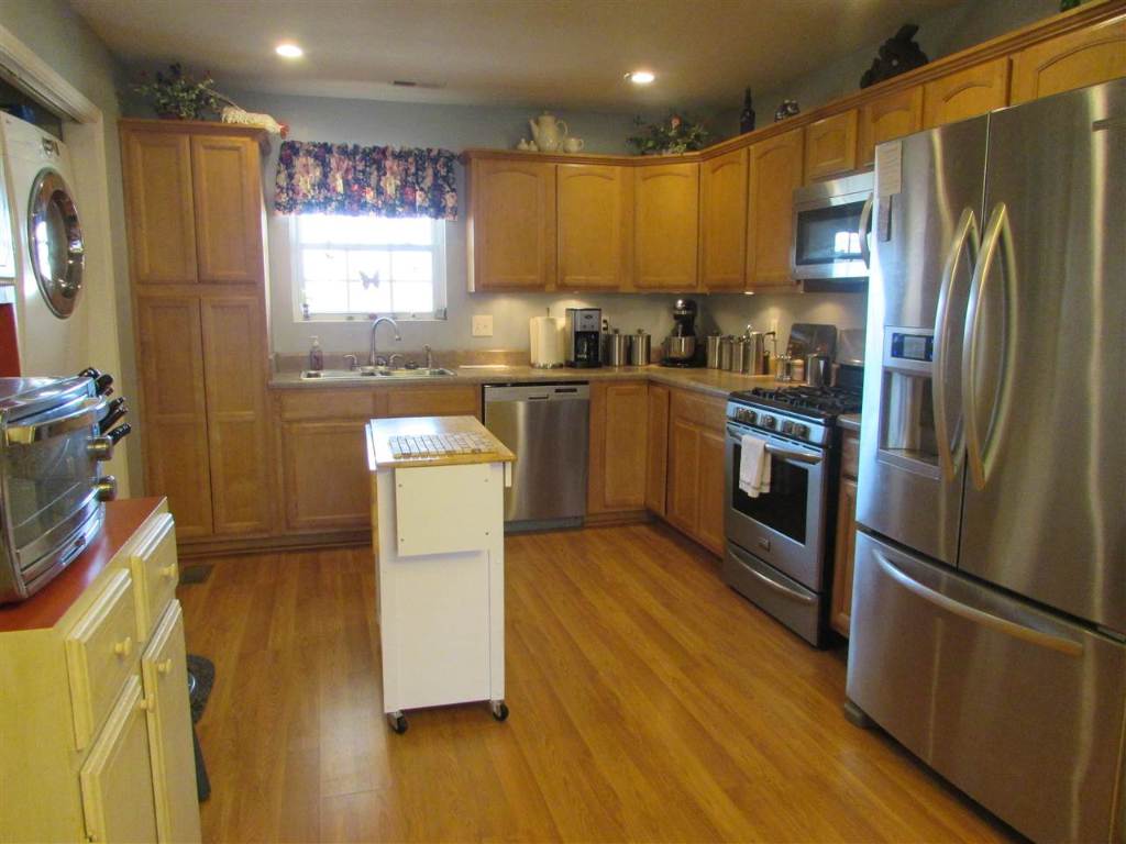 103 Topeka Lane Pendleton, SC 29670 - Photo 2 of 27