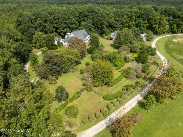 $890,000 | 7464 Highway 43, Macclesfield, NC 27852
