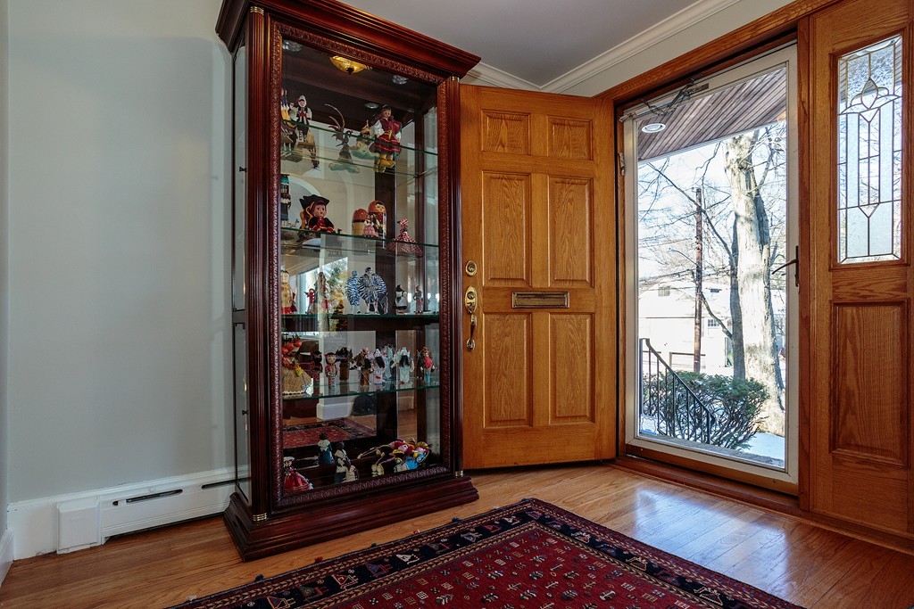 14 Lantern Lane Arlington, MA 02474 - Photo 3 of 30