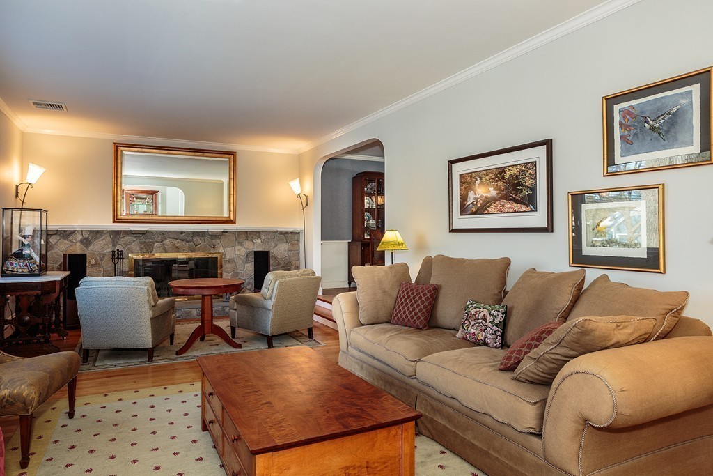 14 Lantern Lane Arlington, MA 02474 - Photo 4 of 30