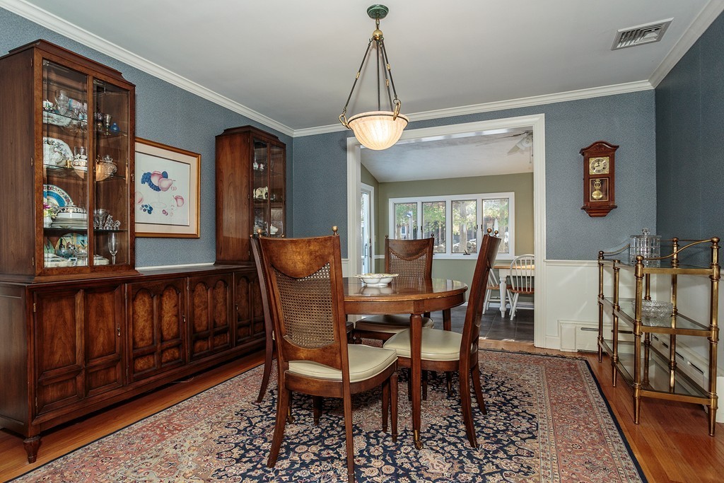 14 Lantern Lane Arlington, MA 02474 - Photo 8 of 30