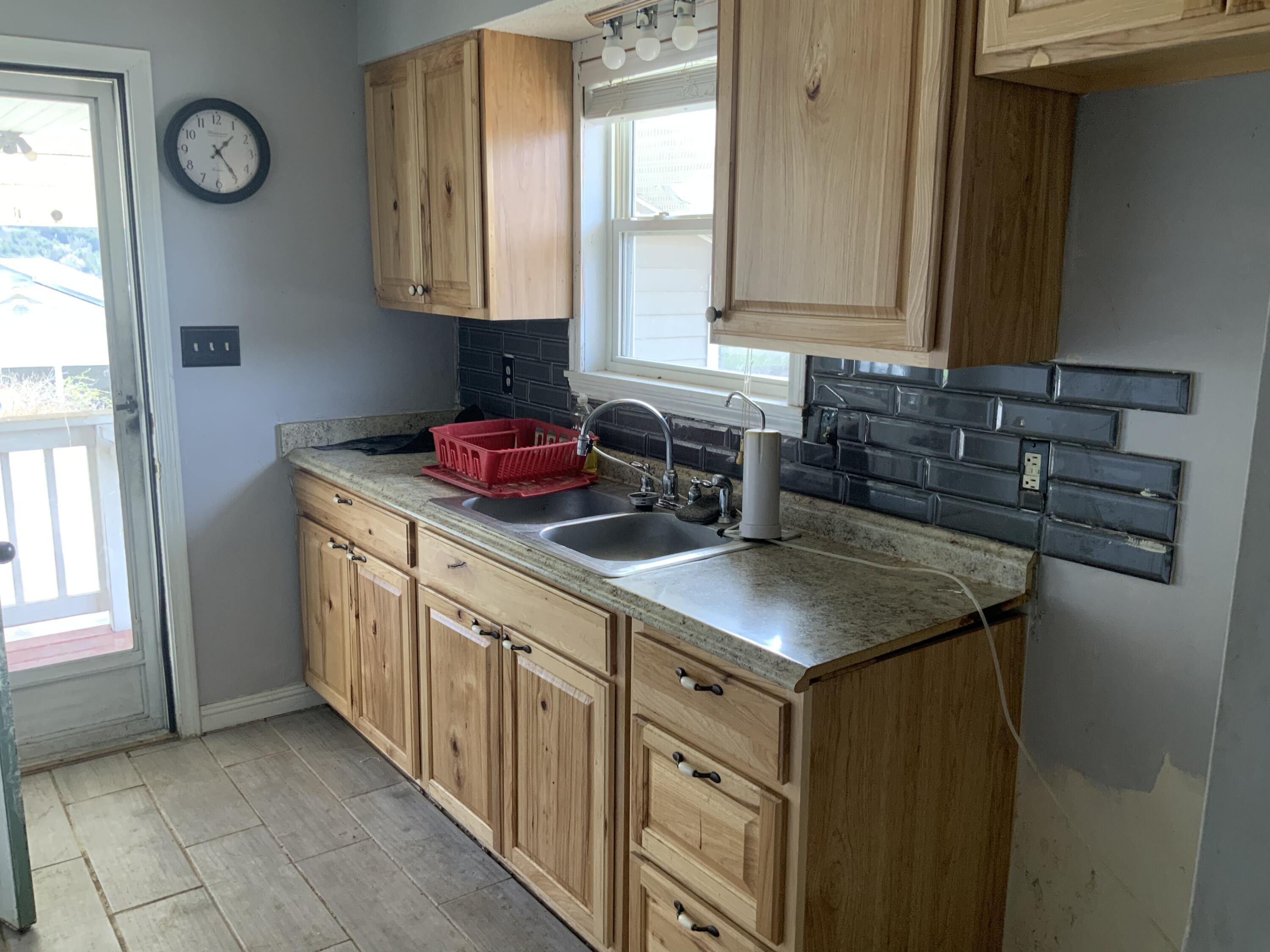 301 Oak Lane Road Dryden, VA 24243 - Photo 7 of 21 85A6FAE9-83B8-44EA-9326-BAAAD9E29B74