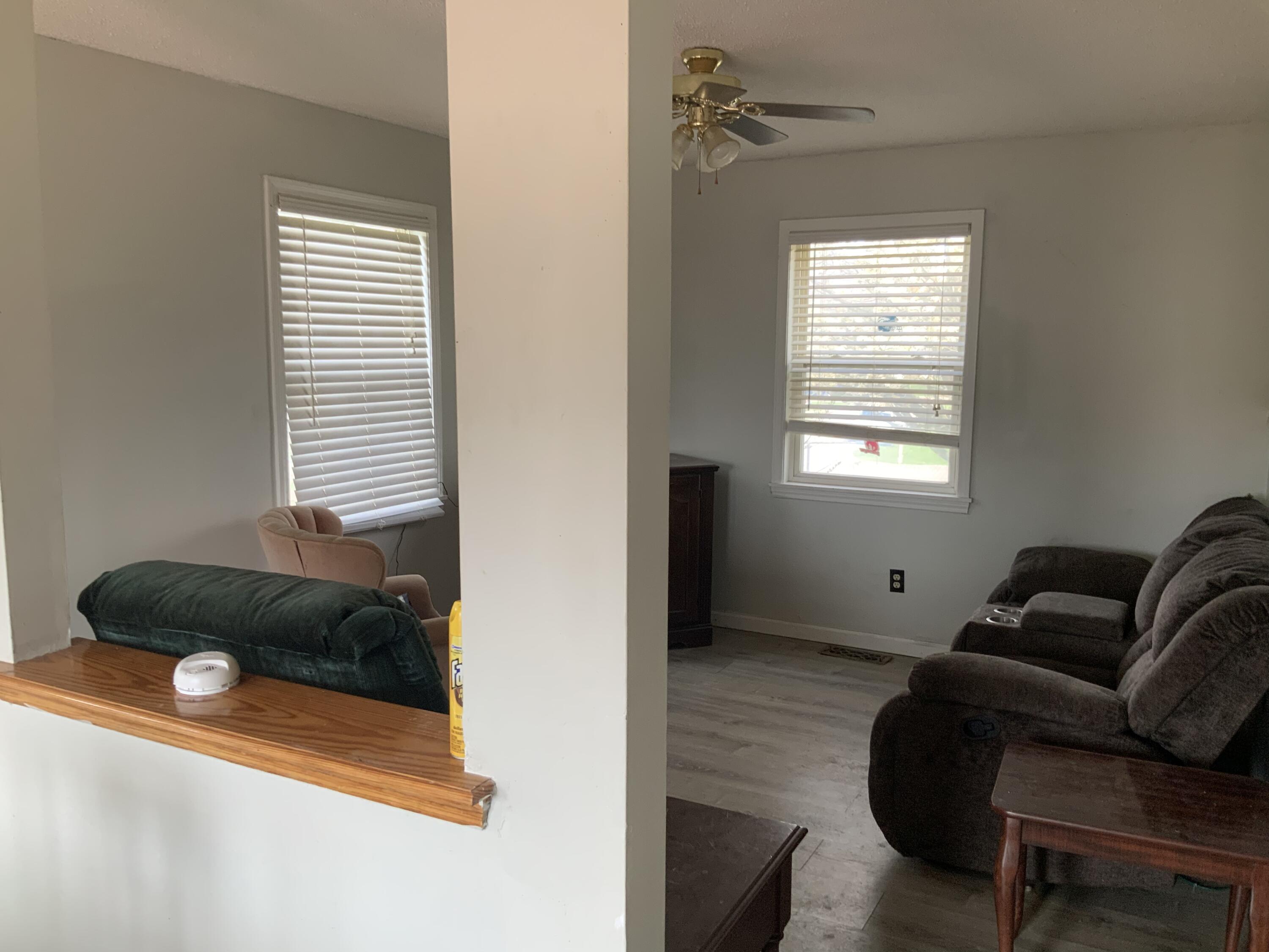 301 Oak Lane Road Dryden, VA 24243 - Photo 8 of 21 4A9CB398-F297-4A6B-8021-3EADC3DDE9B4
