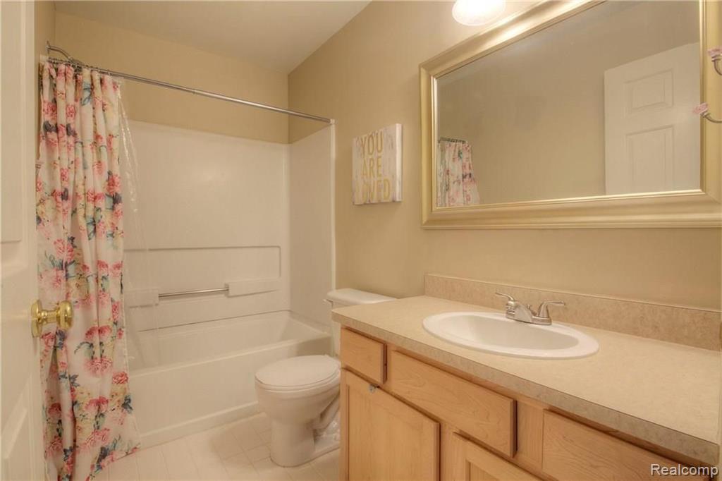 448 Cherry Orchard Road Canton, MI 48188 - Photo 28 of 34