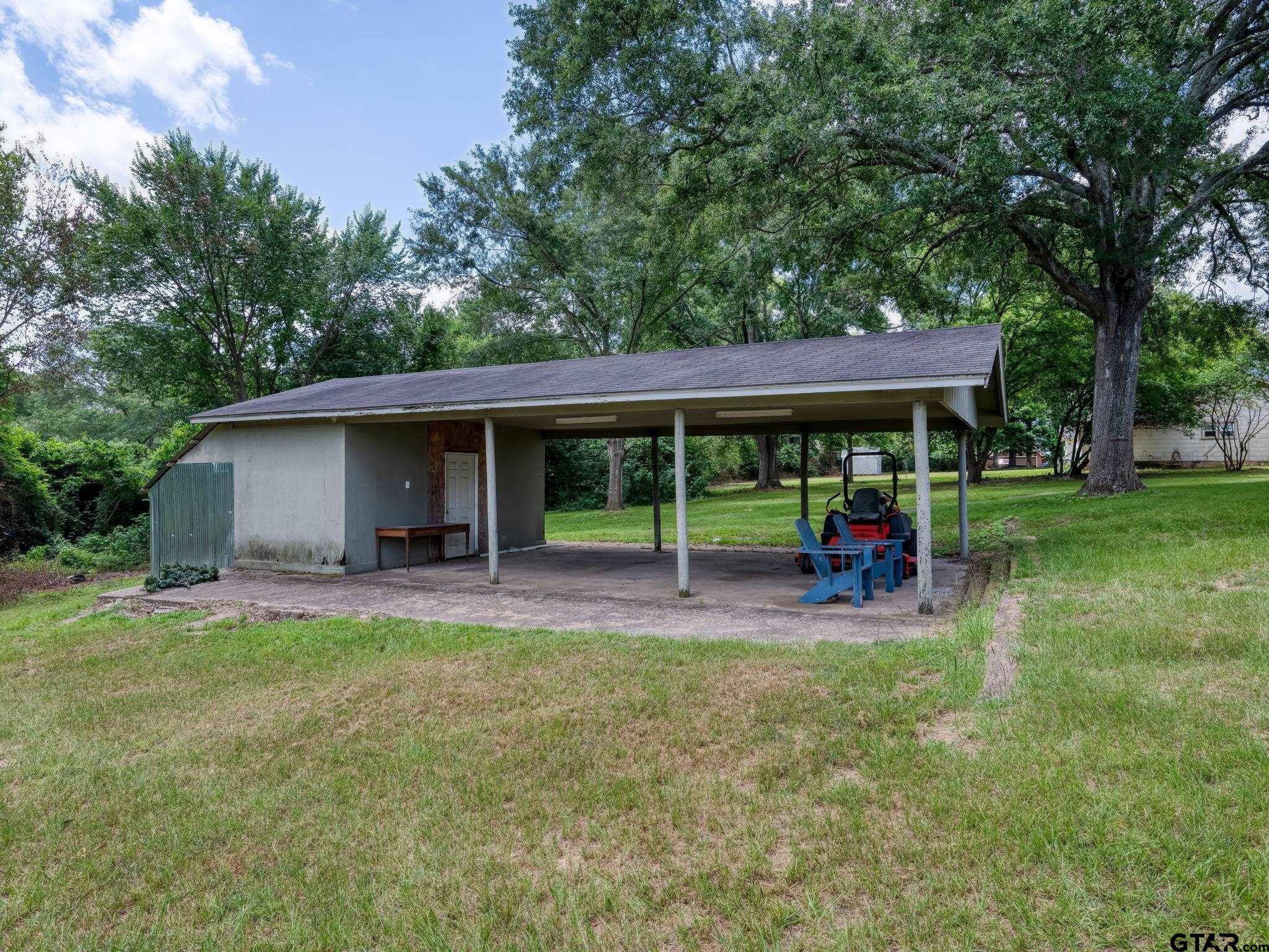 110 Starnes Street Winona, TX 75792 - Photo 23 of 33